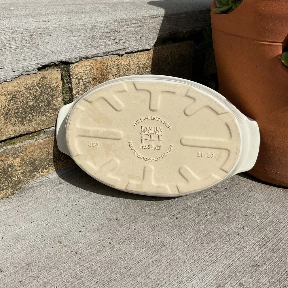 Pampered Chef Small Oval Baking Dish‎ Stoneware 9